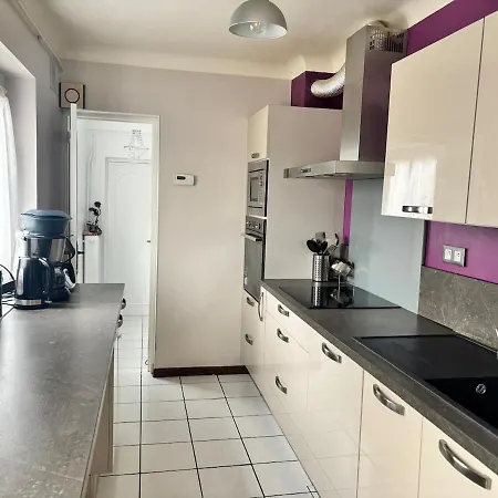 Charmante Maison Avec Piscine Villa *